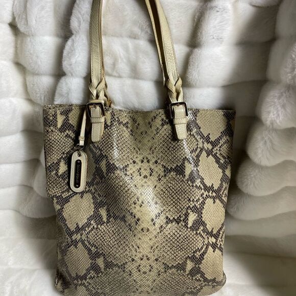 Cynthia Rowley Leather Beige and dark gray snake skin prints large tote bag - Picture 1 of 10